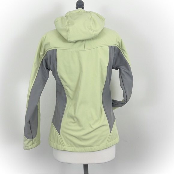 💕Like New Free Country Winterjacket 4 pockets zipper in front adjustable hood💕 - Picture 2 of 10